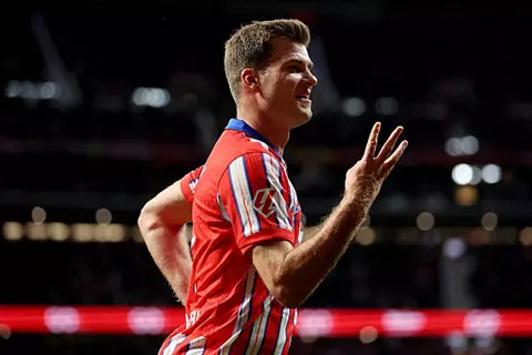 قبل أن يضيف الرابع.. سورلوث يسجل أسرع هاتريك في تاريخ الدوري الإسباني